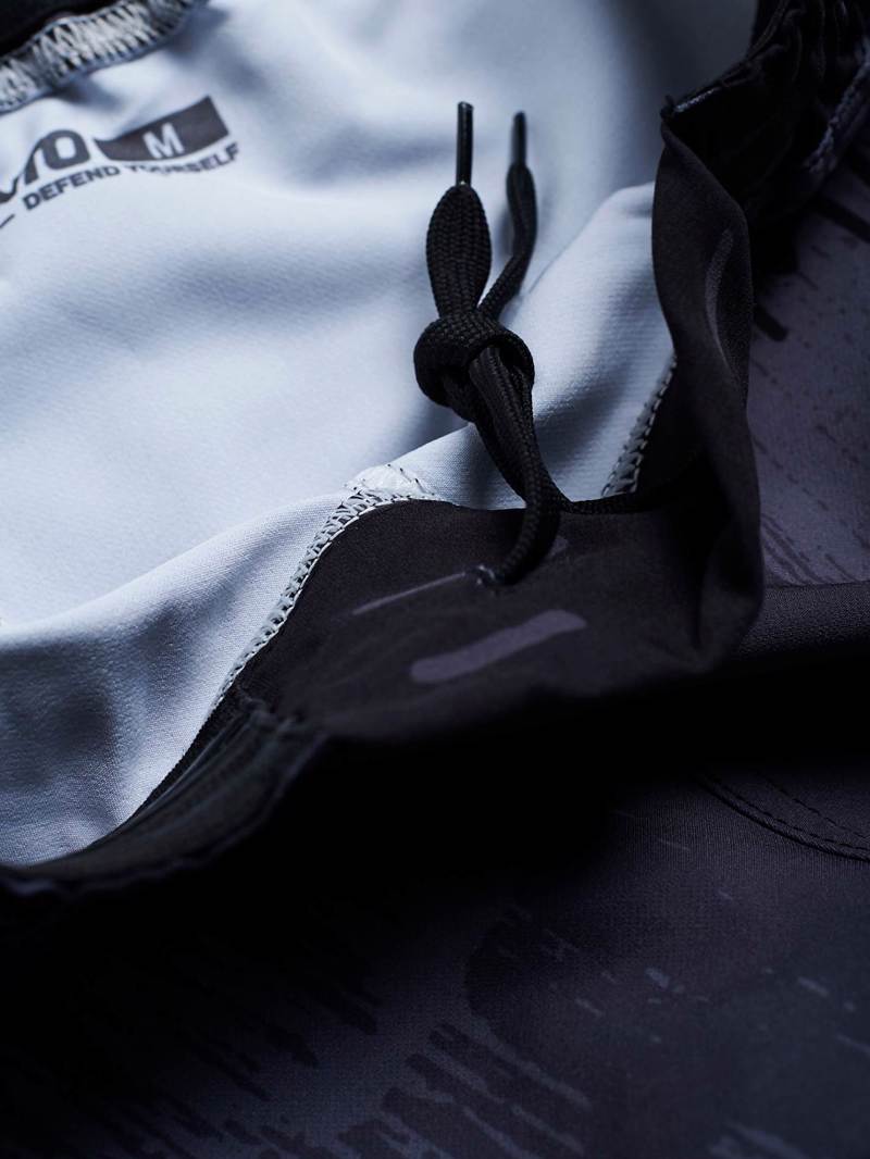 MANTO livings FIGHT SHORTS-grey